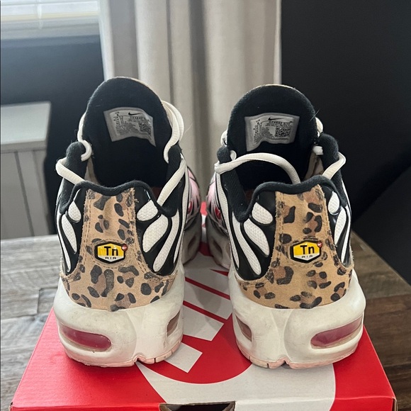 Nike Air Max Plus ‘Animal Instinct’ - Picture 5 of 7